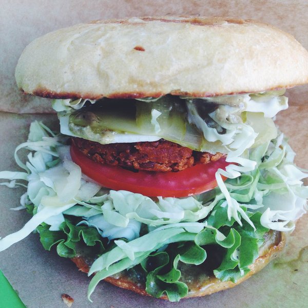 Réalisez un burger vegan savoureux en un rien de temps